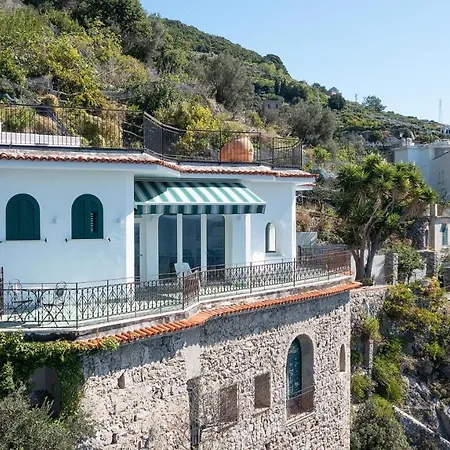 Tower Flats, Appartamento